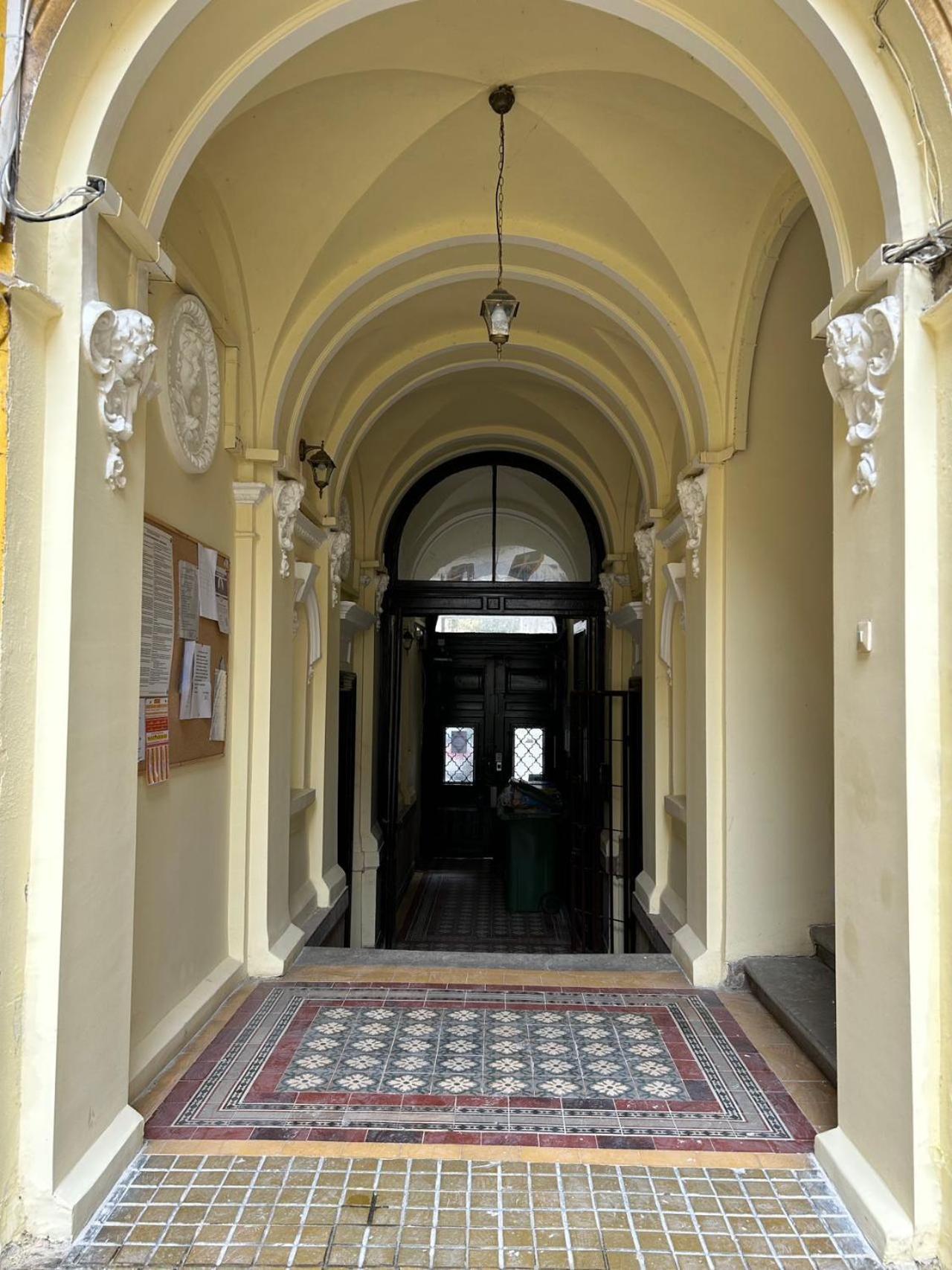 No. 11 Apartment With 2 Bathrooms Next To Railway Station Budapest Exterior photo